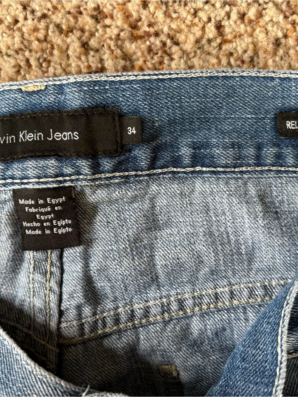 Men’s Calvin Klein Jeans Relaxed Straight Medium Wash Denim Jeans Size 34